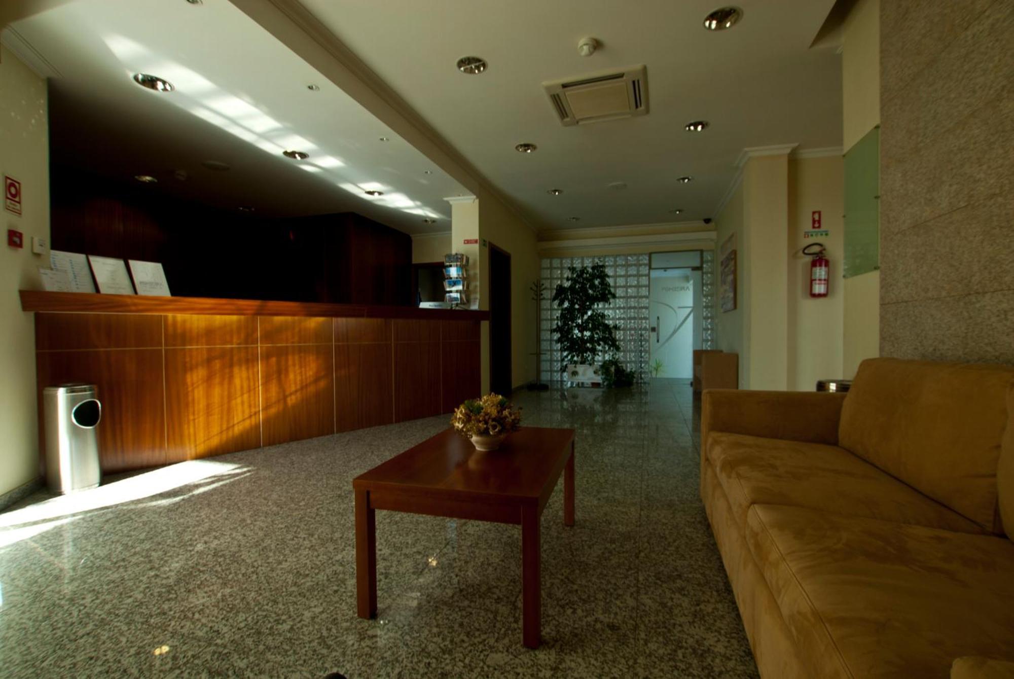 Hotel Pombeira Guarda Esterno foto