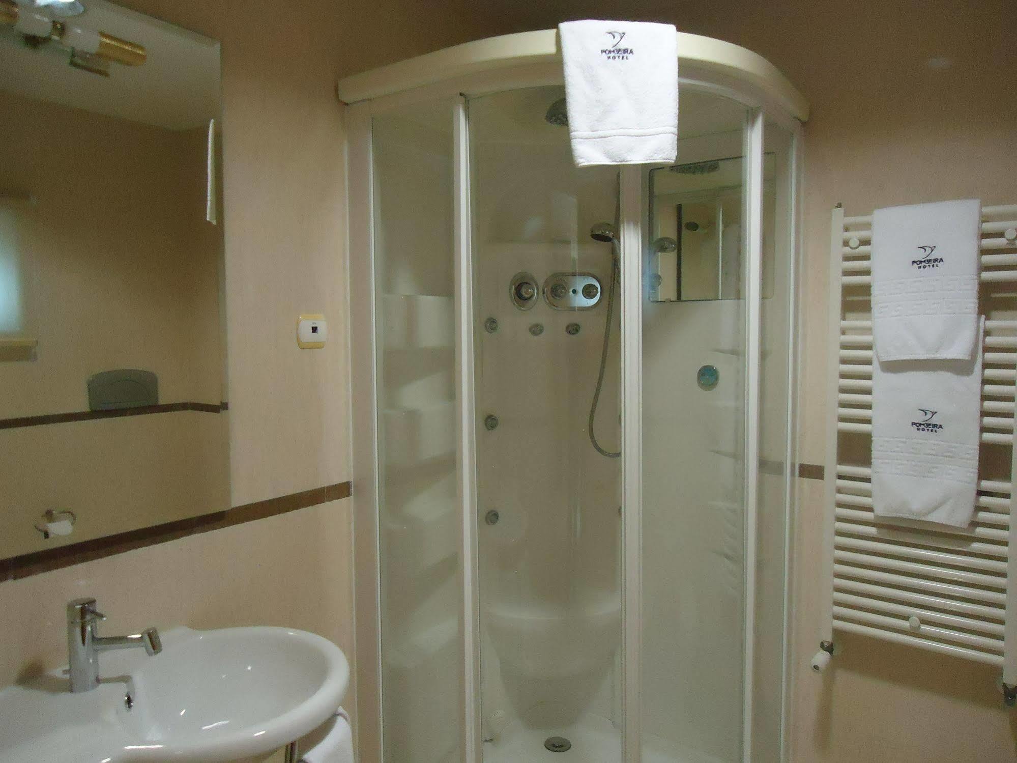 Hotel Pombeira Guarda Esterno foto