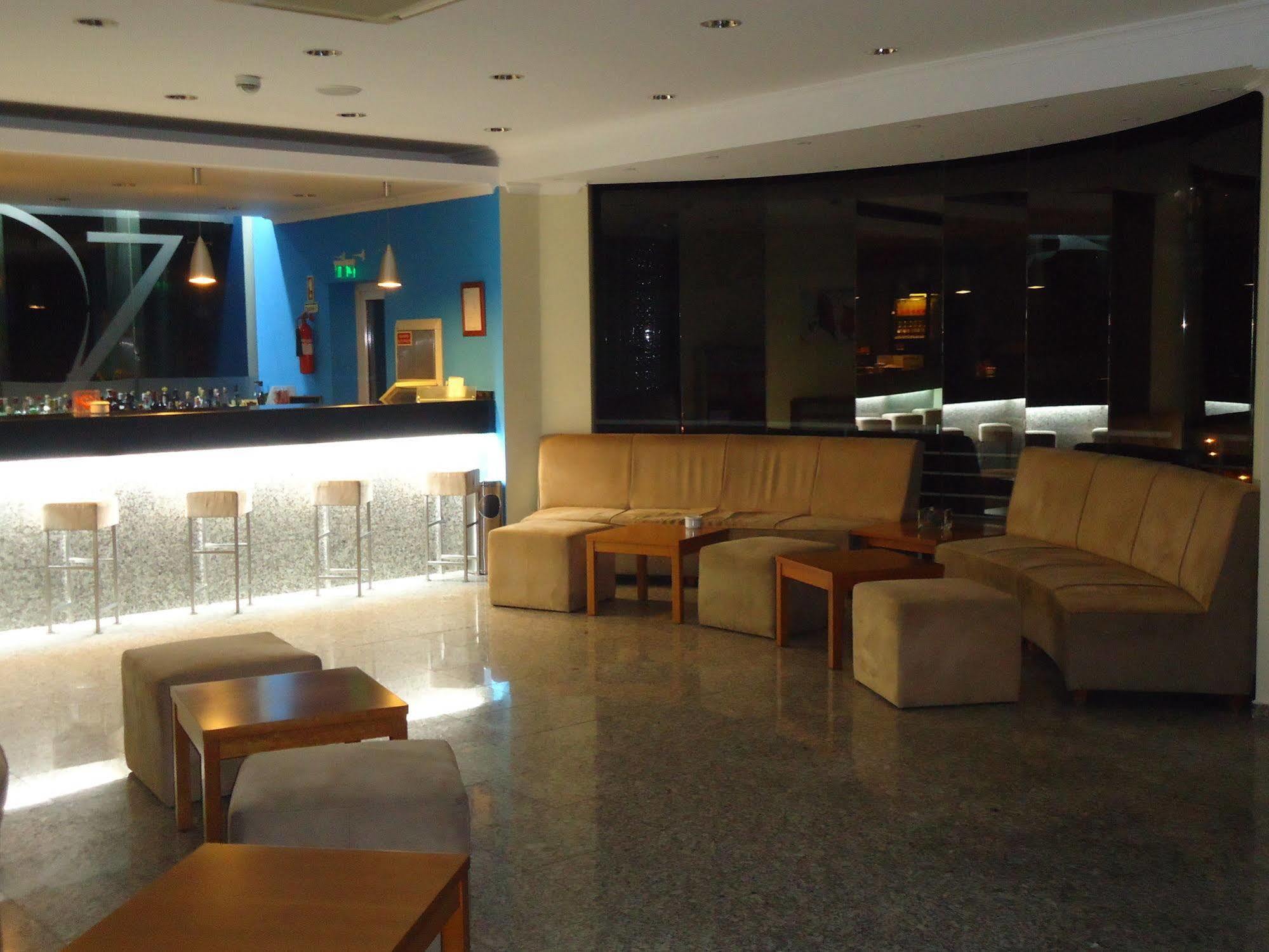 Hotel Pombeira Guarda Esterno foto